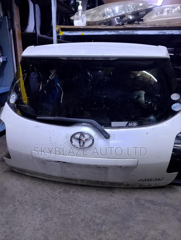 Toyota Auris Tailgate