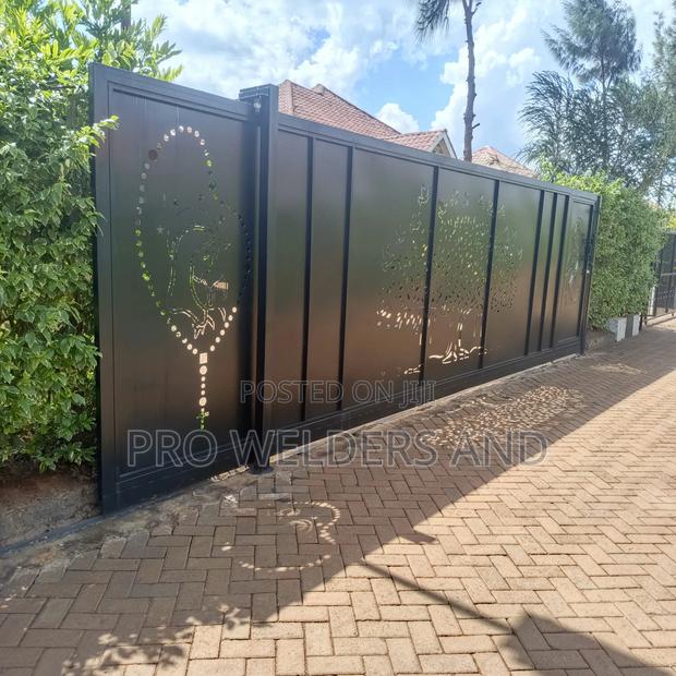 Sliding Gates Fabrication – Premium Quality Work - thumbnail 2