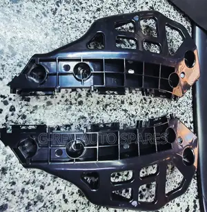 Auris New Model Bumper Brackets/Bumper Slides