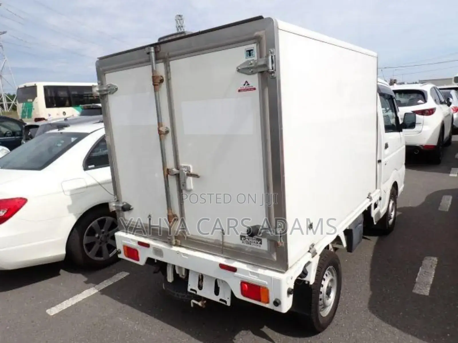 Suzuki Carry Freezer Truck