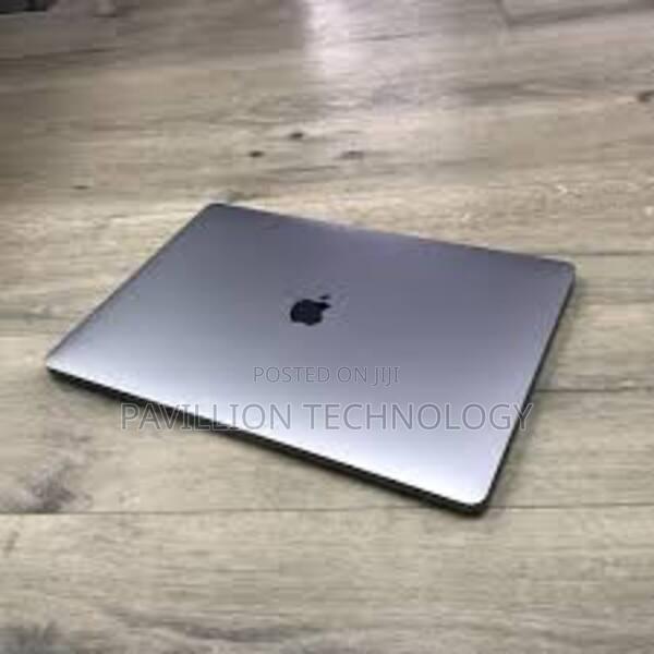 Laptop Apple MacBook 2019 16GB Intel Core i7 SSD 1T - thumbnail 2