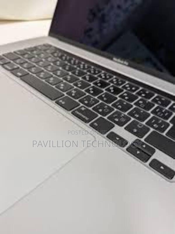 Laptop Apple MacBook 2019 16GB Intel Core i7 SSD 1T - thumbnail 3