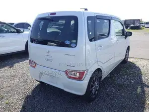 Suzuki Wagon R 660 Hybrid FWD 2018 White