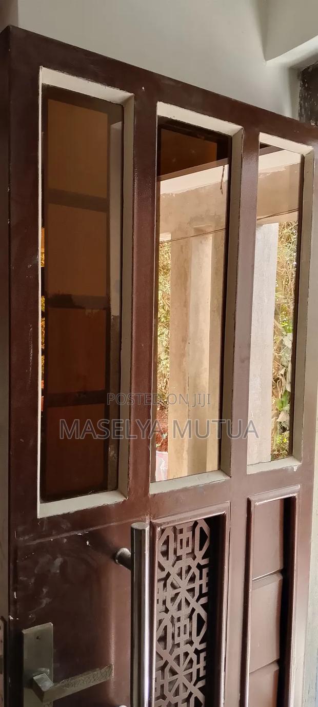 Glass Fixing - main view