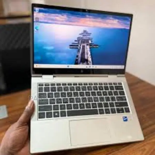 Laptop HP EliteBook 830 G8 16GB Intel Core I7 SSD 512GB