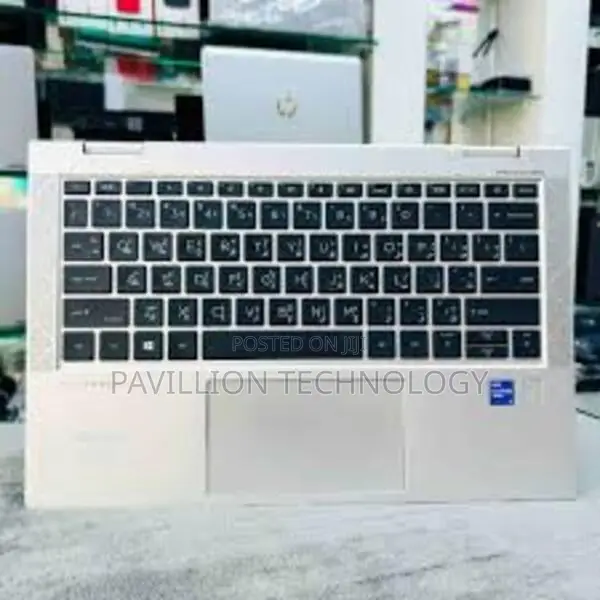 Laptop HP EliteBook 830 G8 16GB Intel Core I7 SSD 512GB