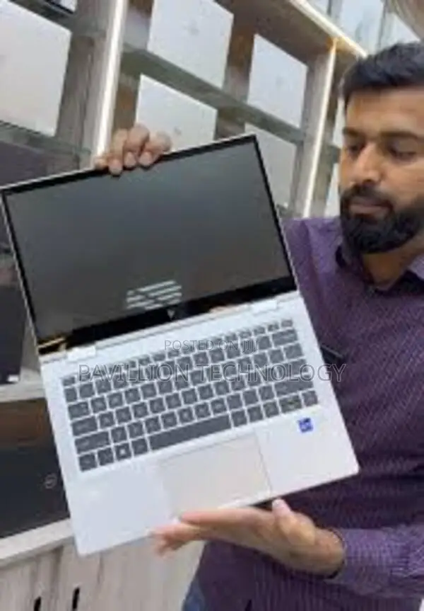 Laptop HP EliteBook 830 G8 16GB Intel Core I7 SSD 512GB