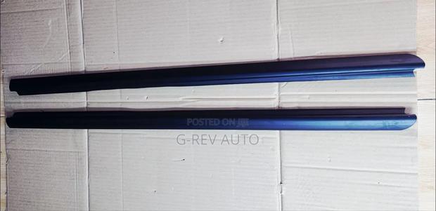 Hiace 7l/9l Weather Strips.