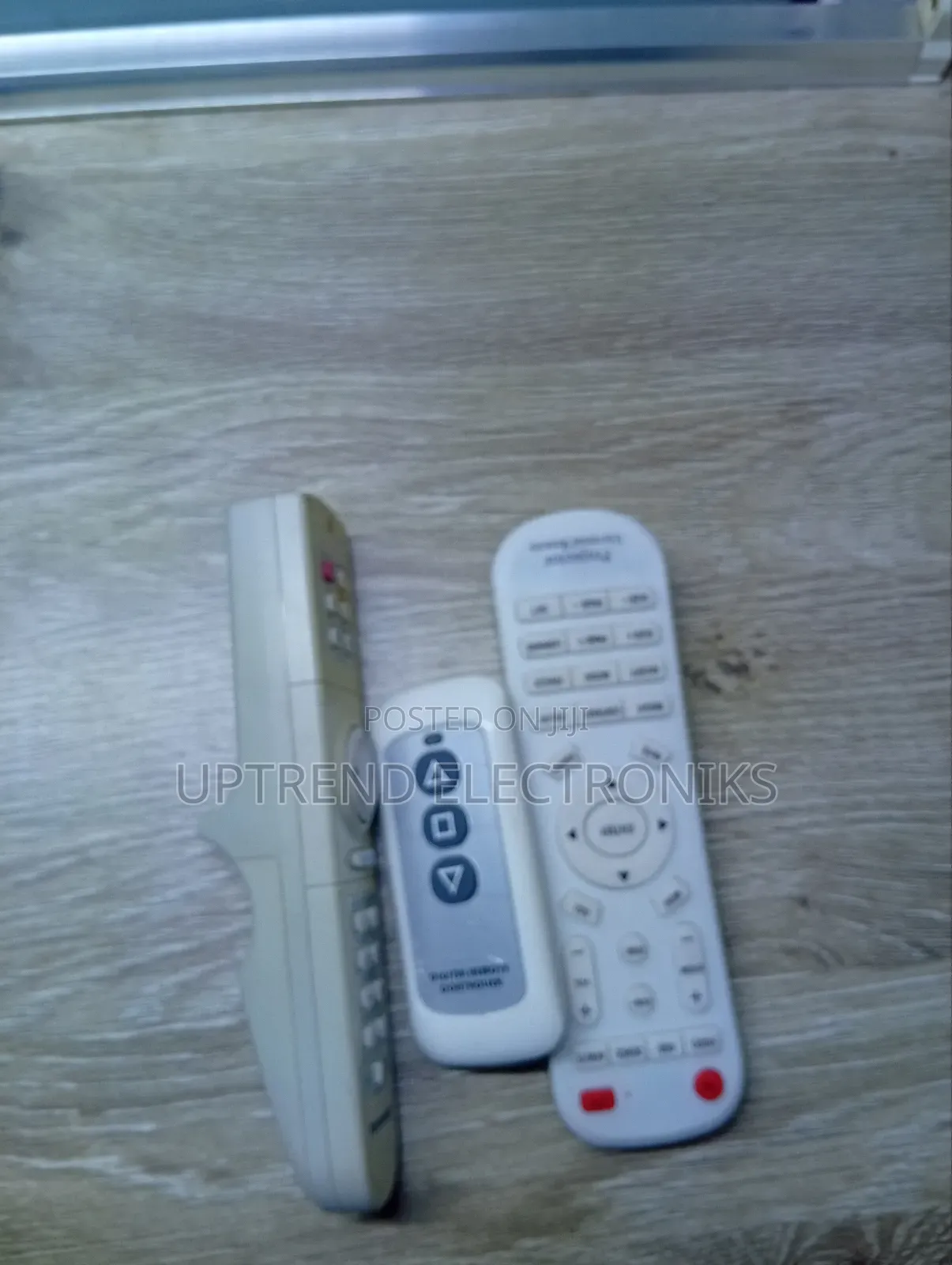 Panasonic , Universal Remote Projector