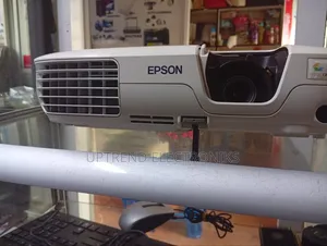 Epson Eb-S7 – Crystal Clear Pictures Every Time! 