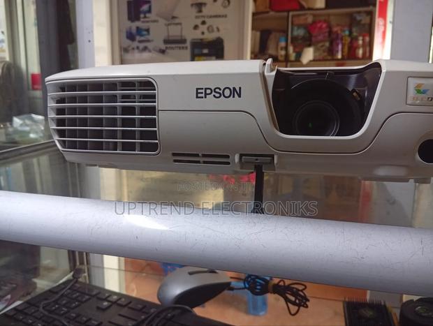 Epson Eb-S7 – Crystal Clear Pictures Every Time! 