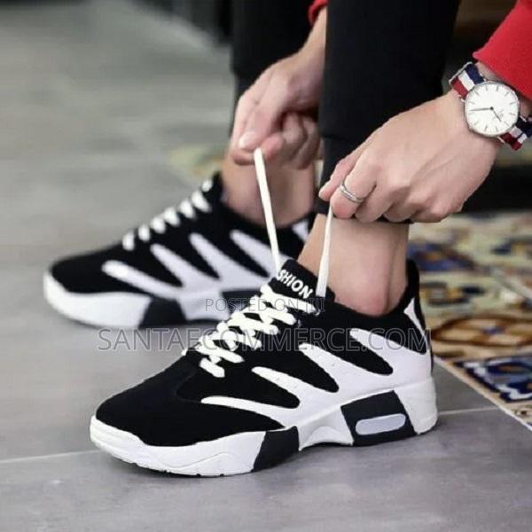 Stock Clearance Sneakers Mens Shoes - main view