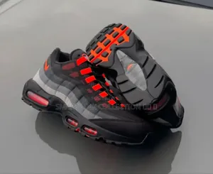 Nike Airmax 95  Hyper Crimson