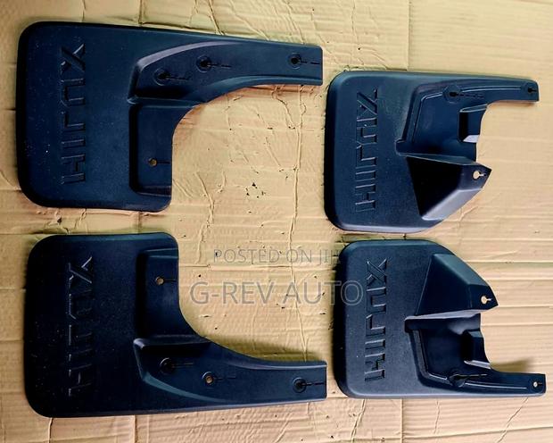 Hilux Revo 4wd Mudflaps