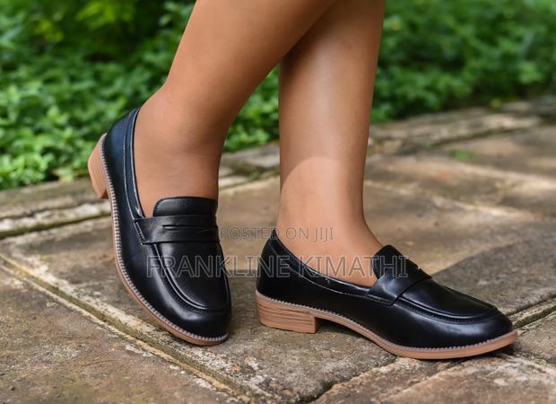 Ladies's Brogues. Size 37-42. - main view