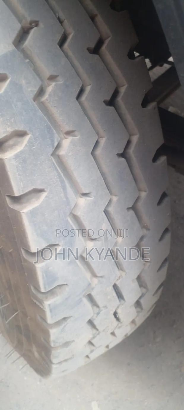 Isuzu Elf Kay Light Truck - thumbnail 5