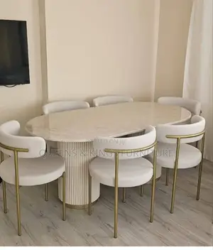 Mahogany Wood Dining Table With 6 Chairs