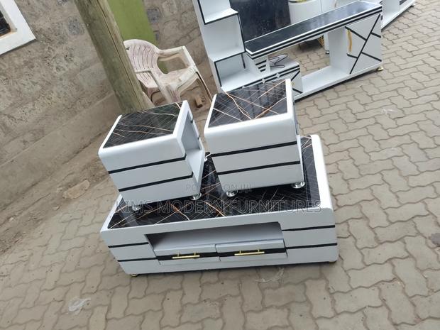Table White With 2 Stools Marble Top Black - main view