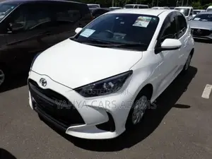 Toyota Yaris 2020 Pearl