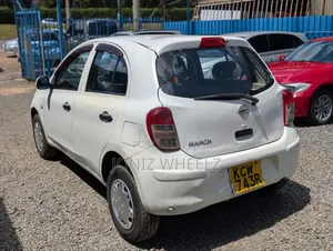 Nissan March 1.2 FWD 2012 White