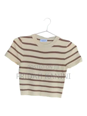 Short Sleeve Crop Top