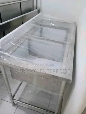 Stainless Steel Kitchen Sink for Commercial Kitchen, Size 5 by 2 FTS