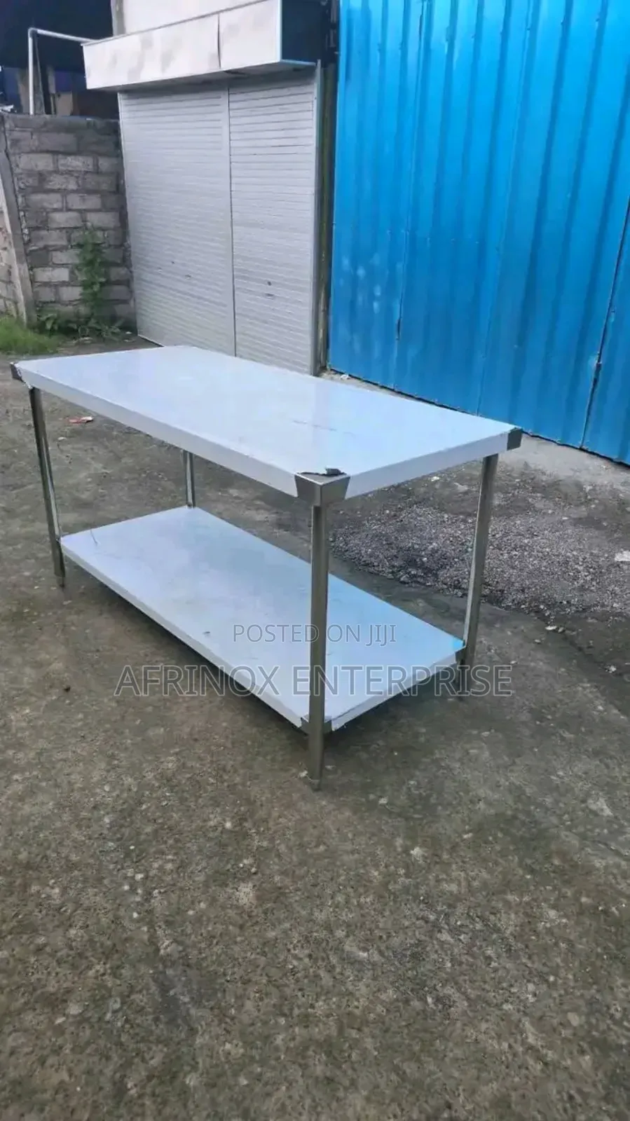 Commercial-Grade Stainless Steel Table – For Restaurants and Bakeries