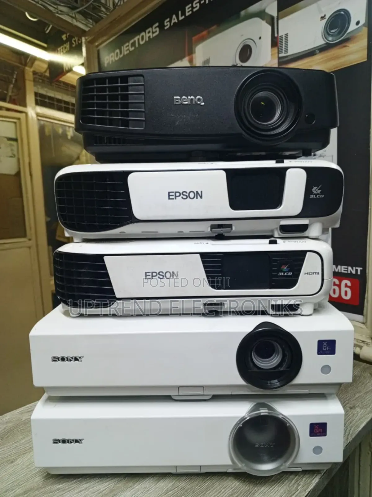 Professional Projector Rental – Clean, Reliable Event-Ready