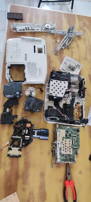 Professional Projector Repair – Fast, Affordable Reliable!