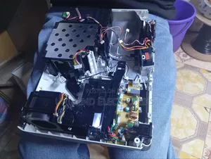 Quick Reliable Projector Repairs– Bring Your Projector Back to Life!