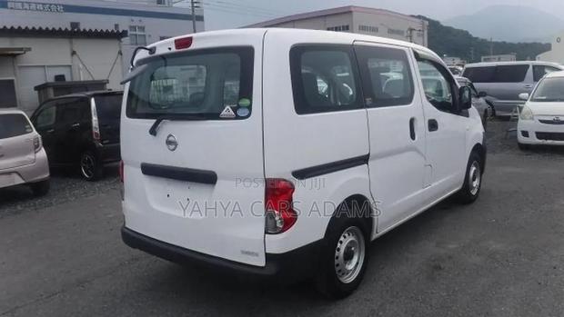 Nissan Vanette 2018 White - thumbnail 3