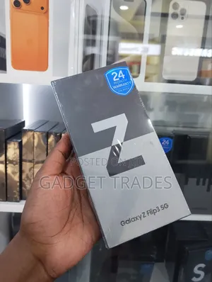 New Samsung Galaxy Z Flip3 5G 256 GB Black