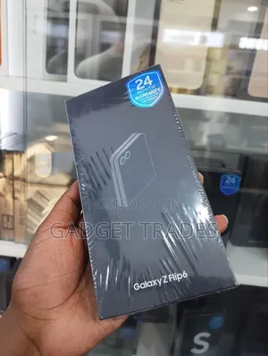 New Samsung Galaxy Z Flip6 256 GB Black