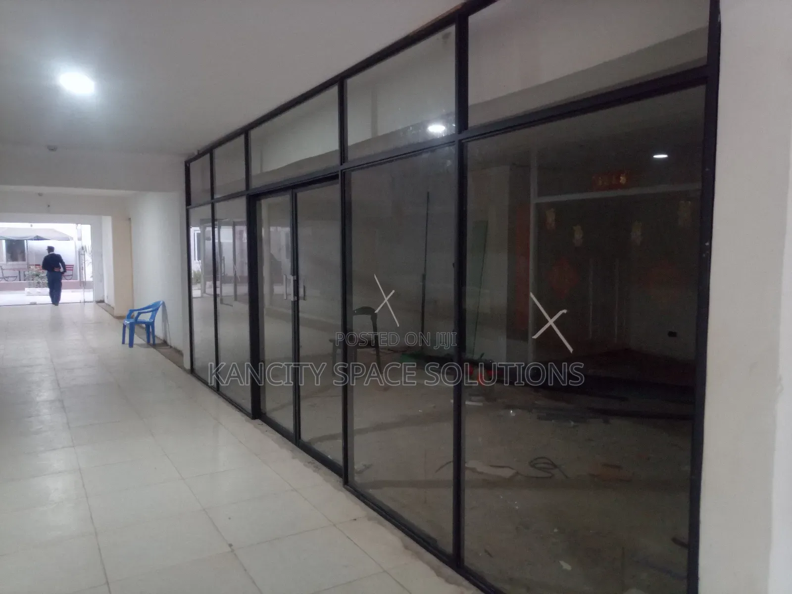 Powder Coated Aluminum and Glass Partitions