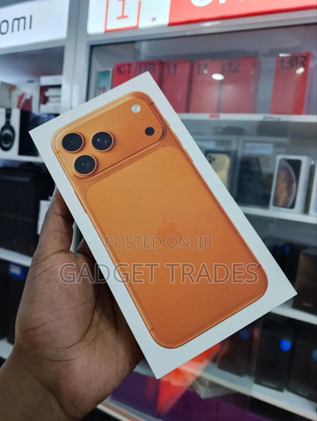 New Apple iPhone 17 Pro Max 256 GB Orange