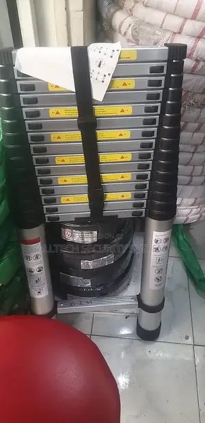 Single Telescopic Ladder 6.2m