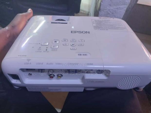 Epson X41 – Your Gateway to Stunning Visuals - thumbnail 2