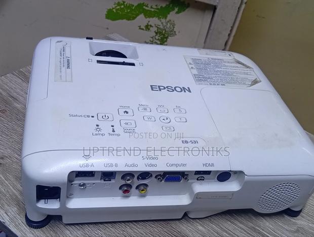 Epson Eb-S31 – Bright 3,300 Lumens for Crisp, Clear Images - thumbnail 3