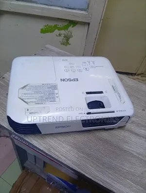 Epson Eb-S31 – Hassle-Free Setup, Instant Projection