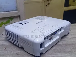 Epson Eb-S31 – Hassle-Free Setup, Instant Projection