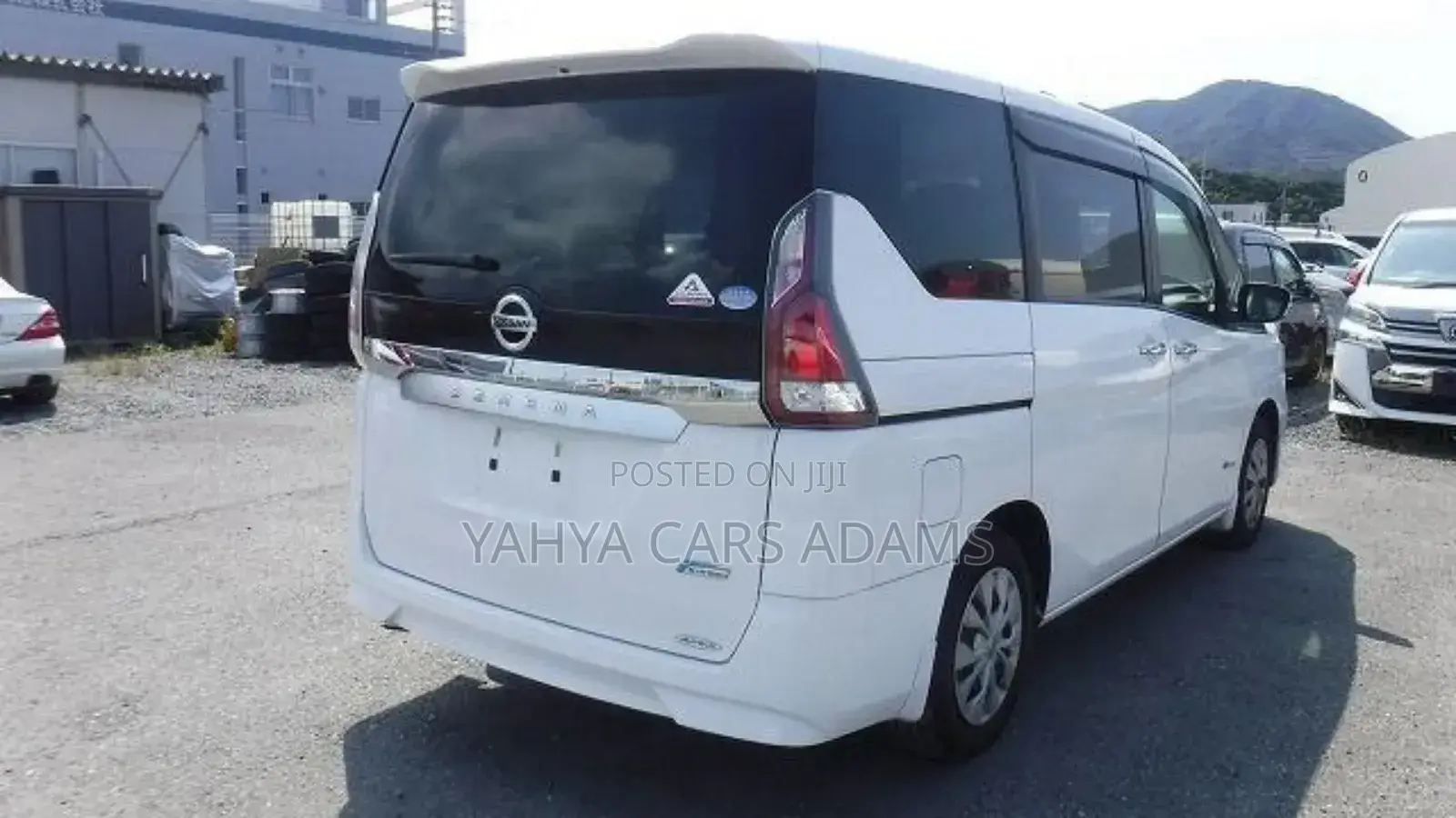Nissan Serena 2018 White