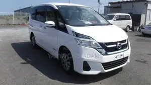 Nissan Serena 2018 White
