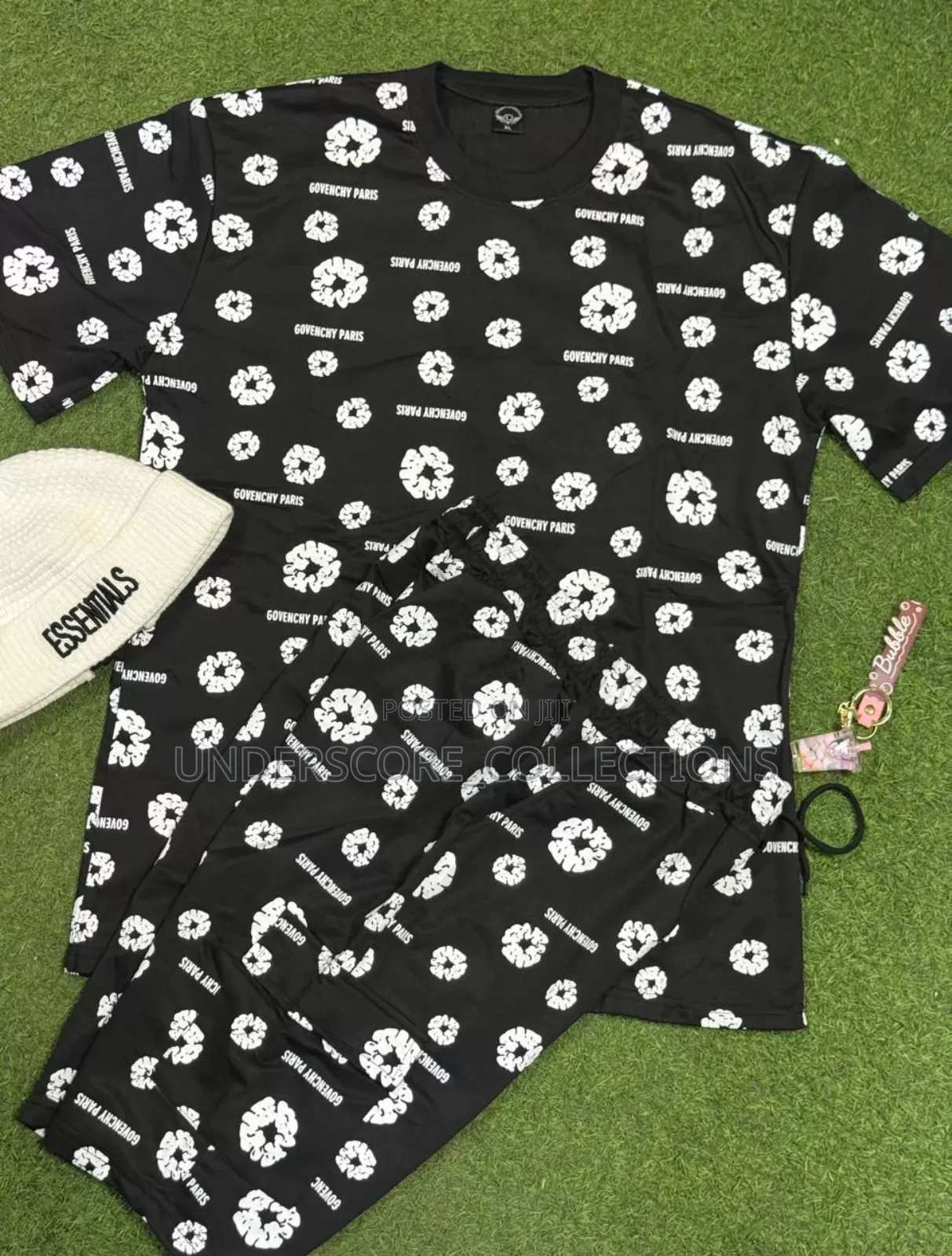 White and Black Two Set Short Piece