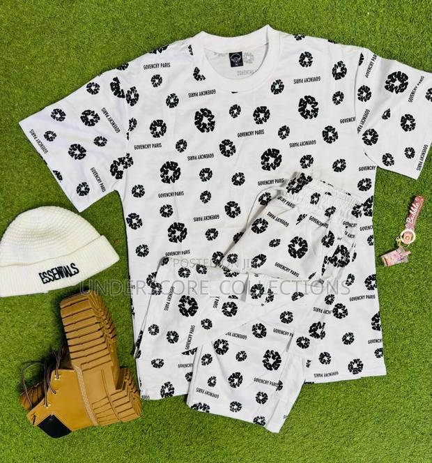 White and Black Two Set Short Piece - thumbnail 3