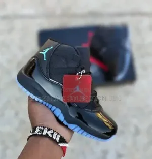 Kids Air Jordan 11 Sneakers