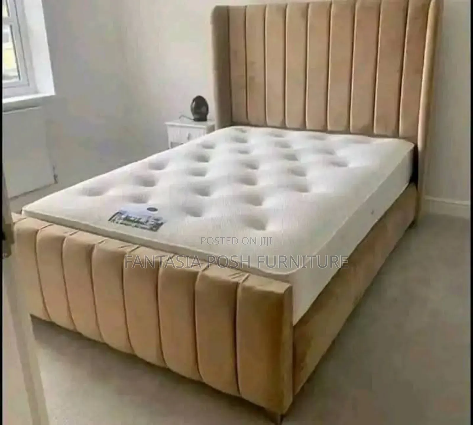 5x6 Padded Fabric Bed: Payment Is on Delivery