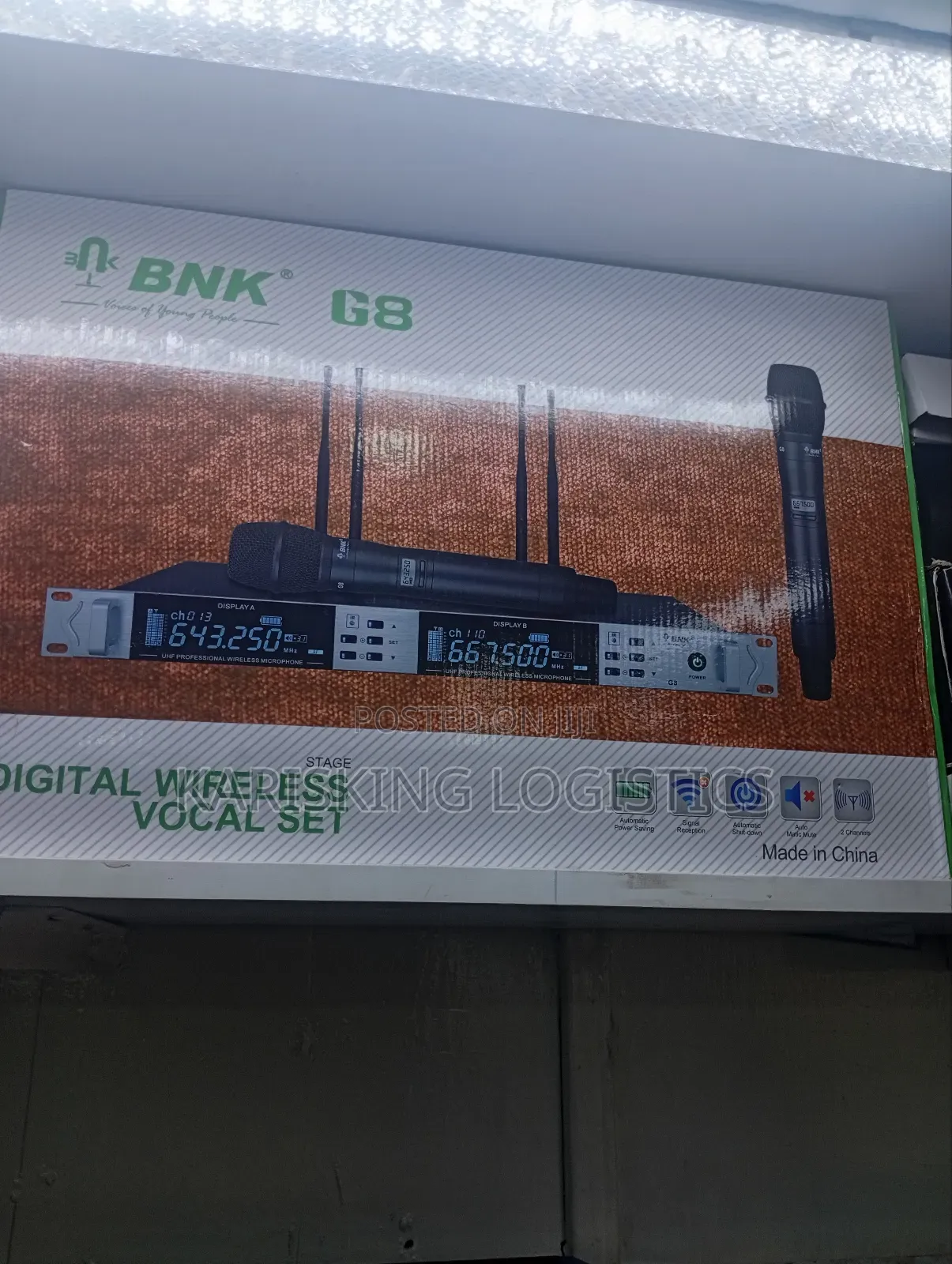 BNK G8m Wireless Microphone
