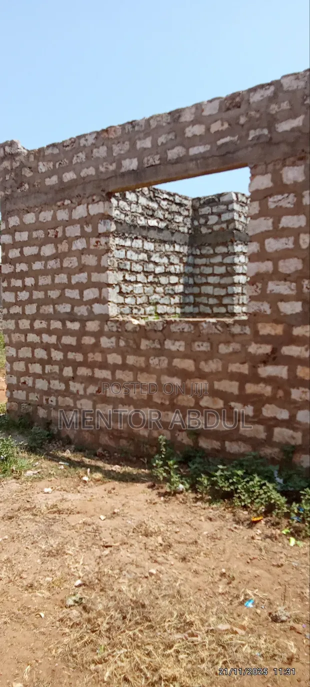 8bdrm House in Checkpoint, Shika Adabu for sale