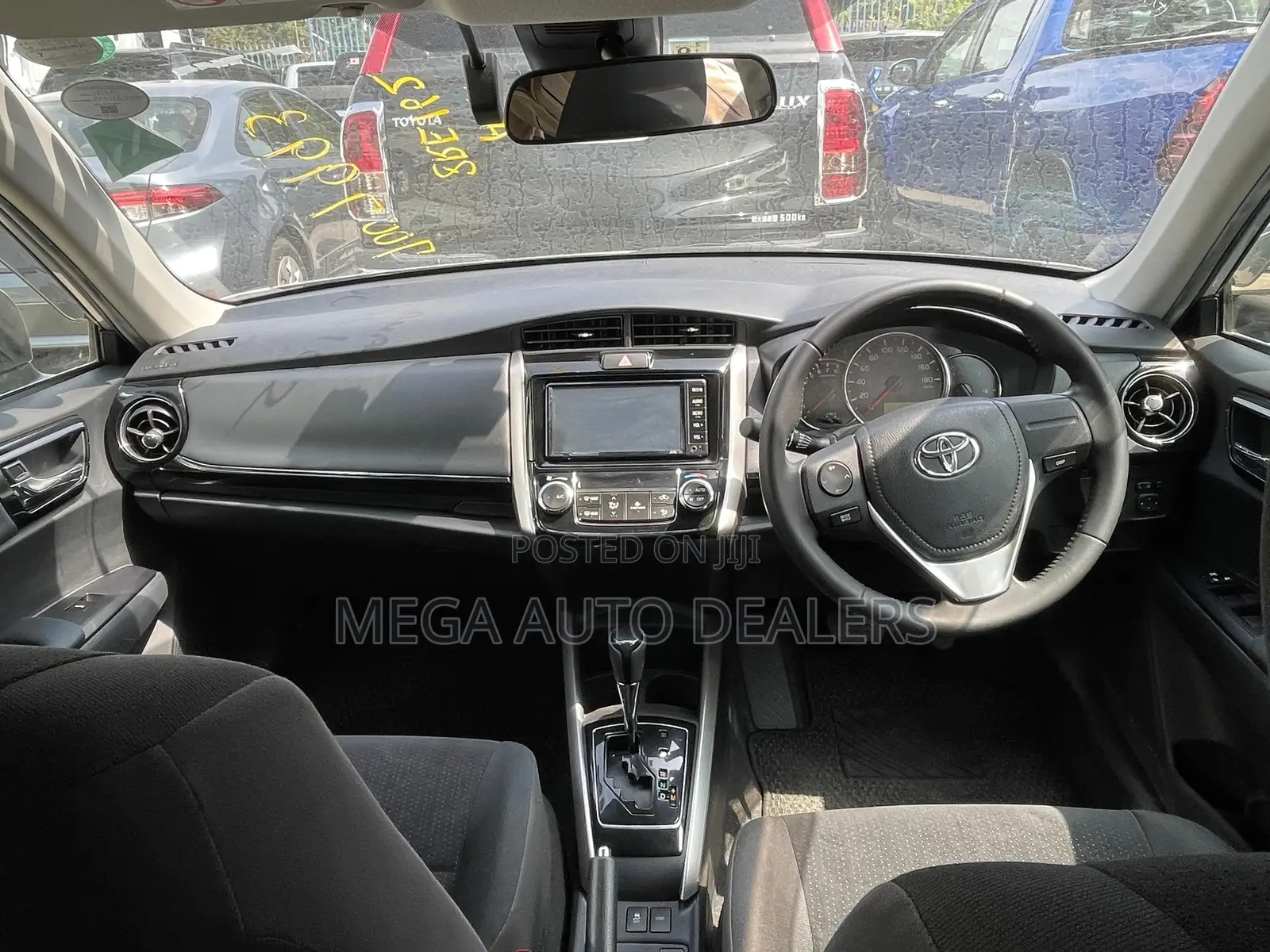 Toyota Corolla Fielder 2018 Silver