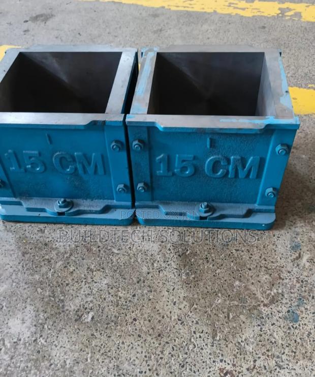 Standard Concrete Cube Form - main view